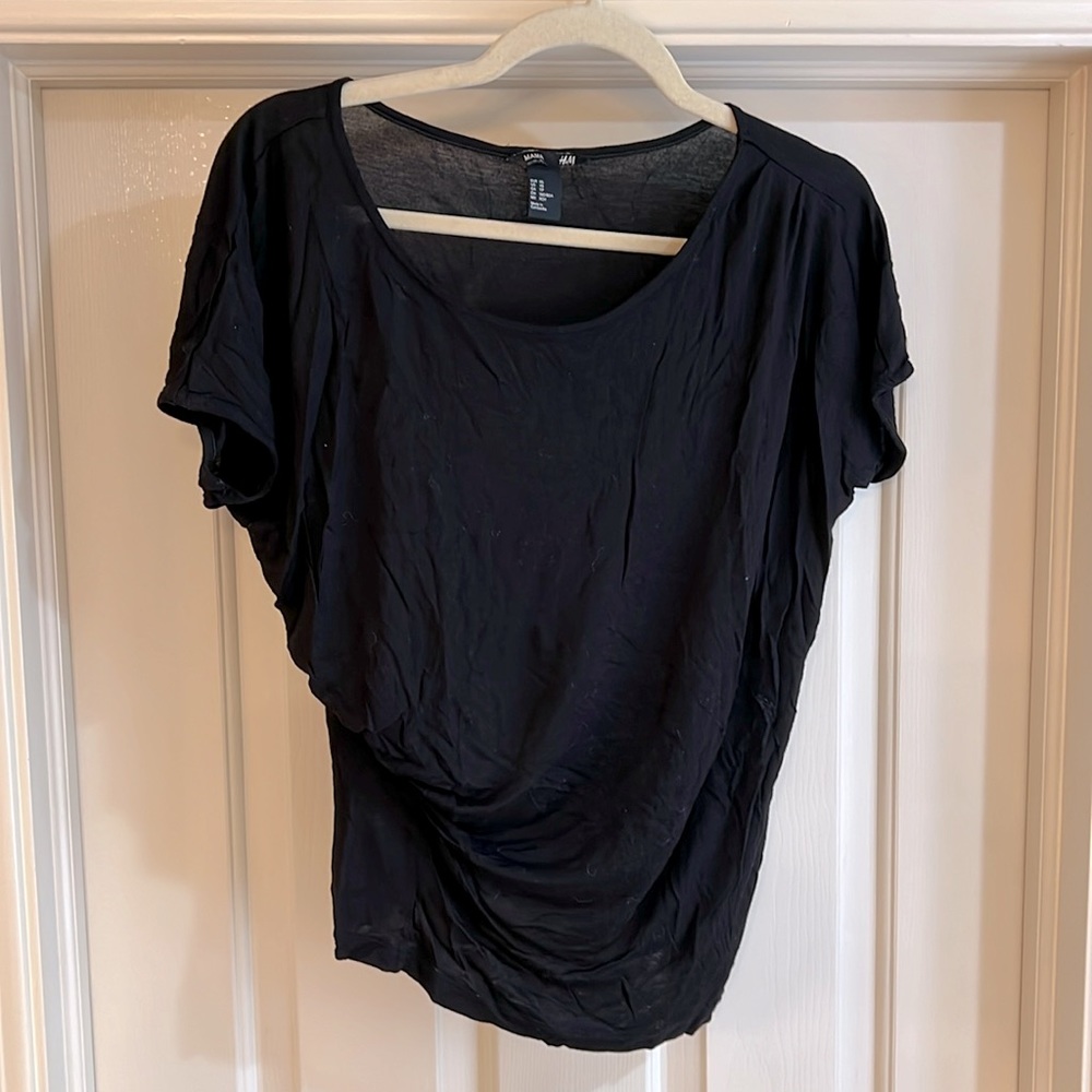 📞 H&M Maternity Ruched Top 📞